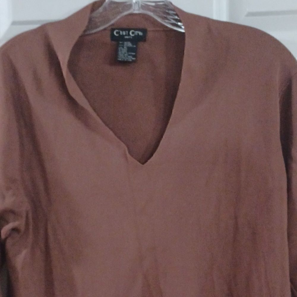 C'est City Brown Knit Top - Picture 2 of 3